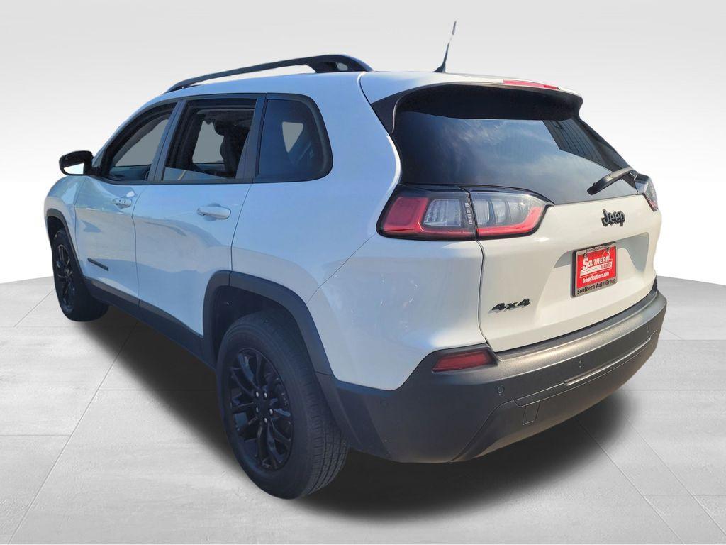 used 2023 Jeep Cherokee car