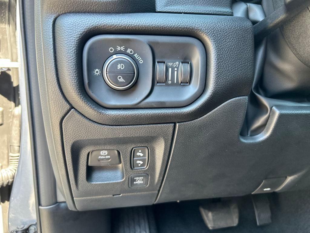 new 2025 Ram 1500 car, priced at $56,201