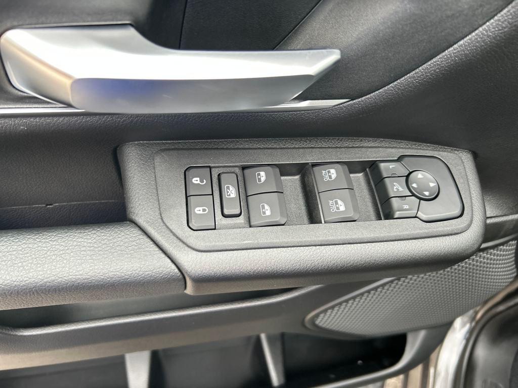 new 2025 Ram 1500 car, priced at $44,261