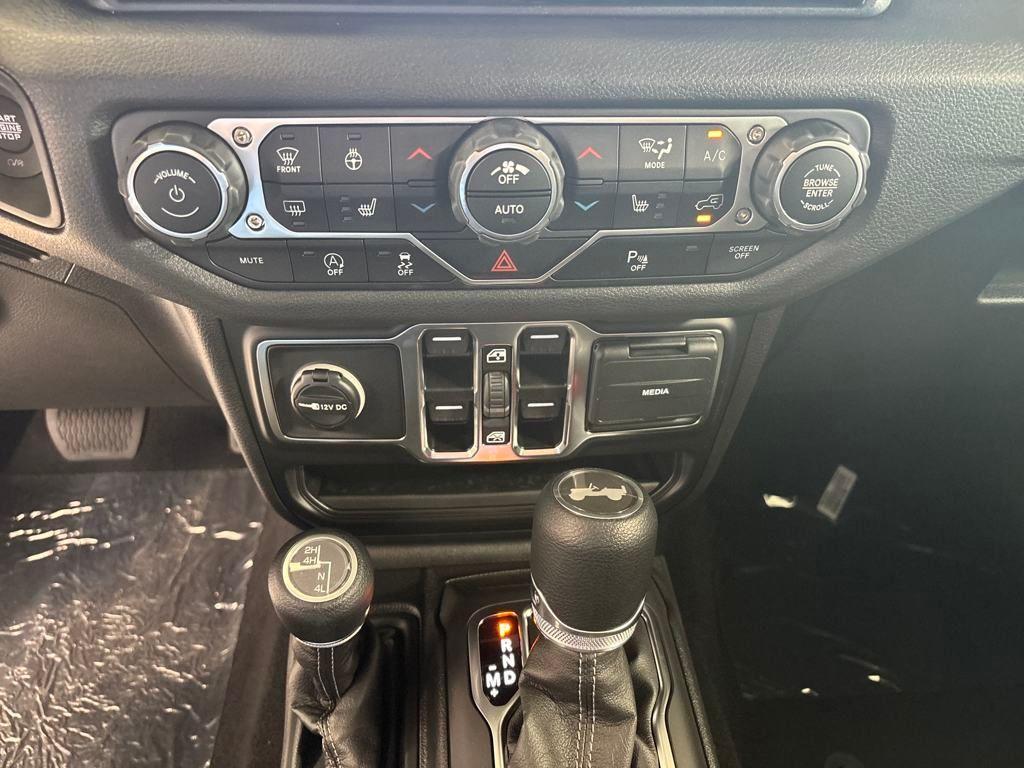 new 2025 Jeep Wrangler car, priced at $54,491