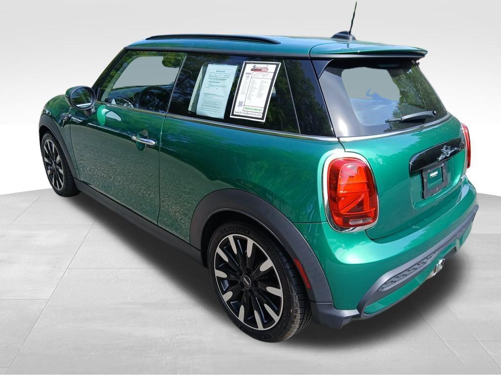 used 2024 MINI Hardtop car, priced at $28,118