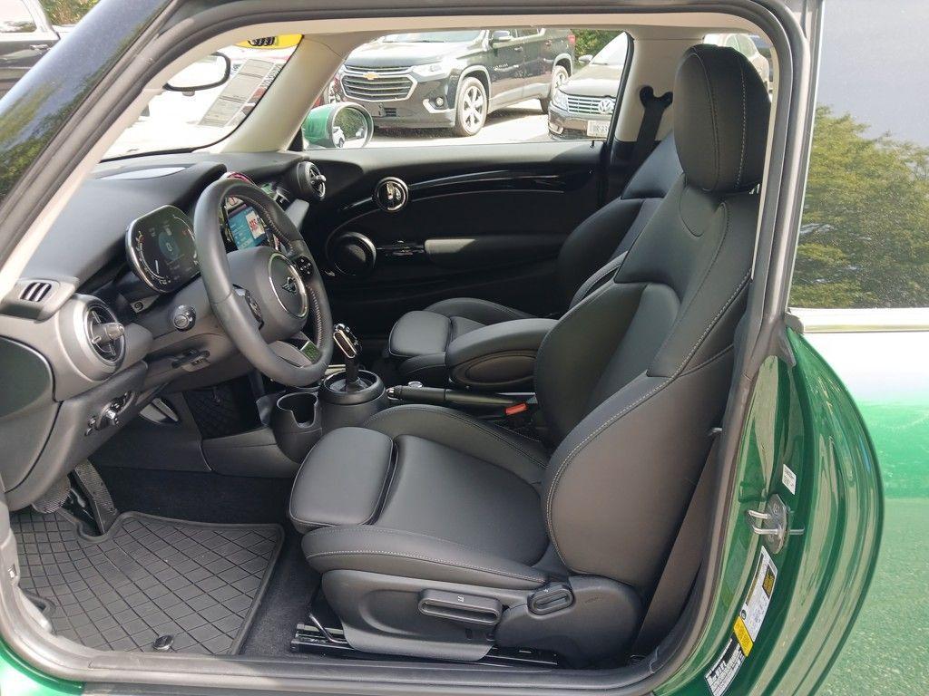 used 2024 MINI Hardtop car, priced at $28,118