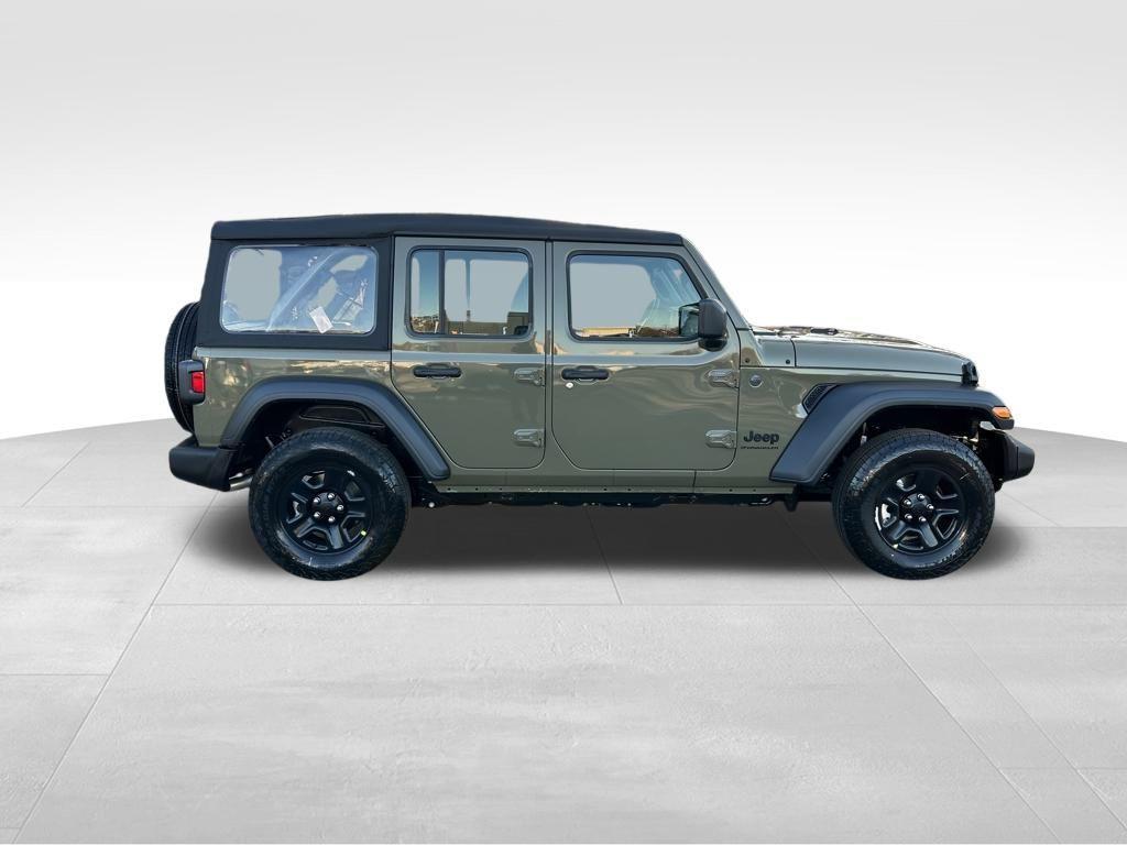 new 2026 Jeep Wrangler car, priced at $39,417