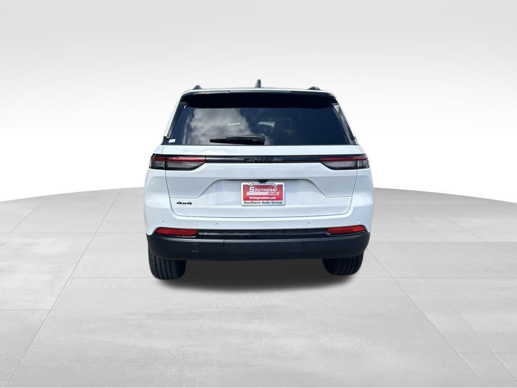 new 2025 Jeep Grand Cherokee car, priced at $36,853
