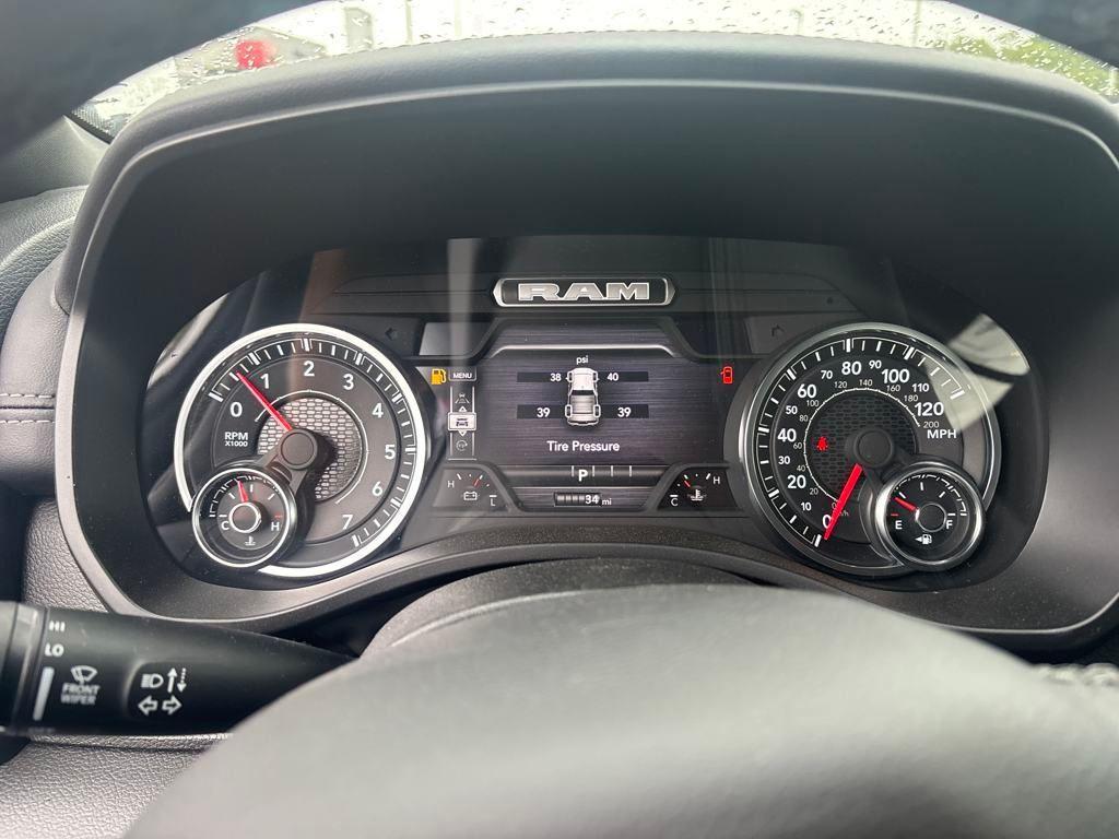 new 2025 Ram 1500 car, priced at $48,021