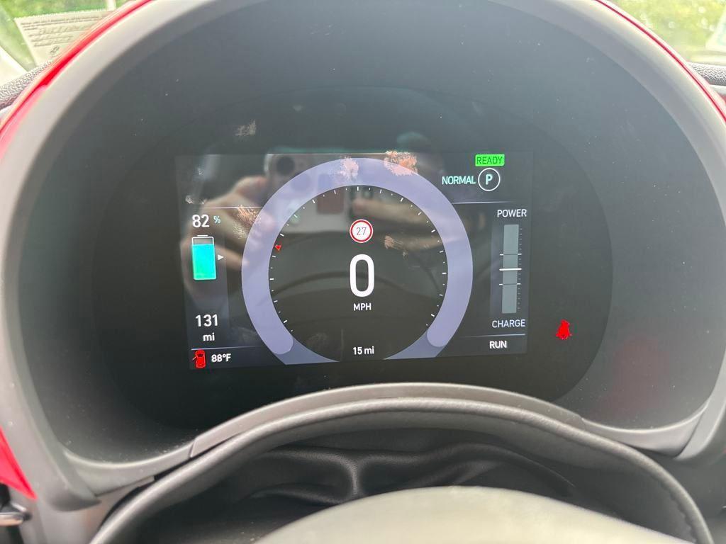 new 2024 FIAT 500e car, priced at $27,596