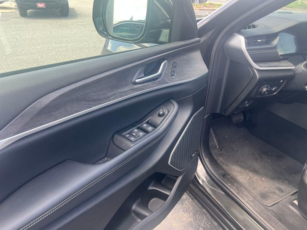 new 2024 Jeep Grand Cherokee 4xe car, priced at $46,570
