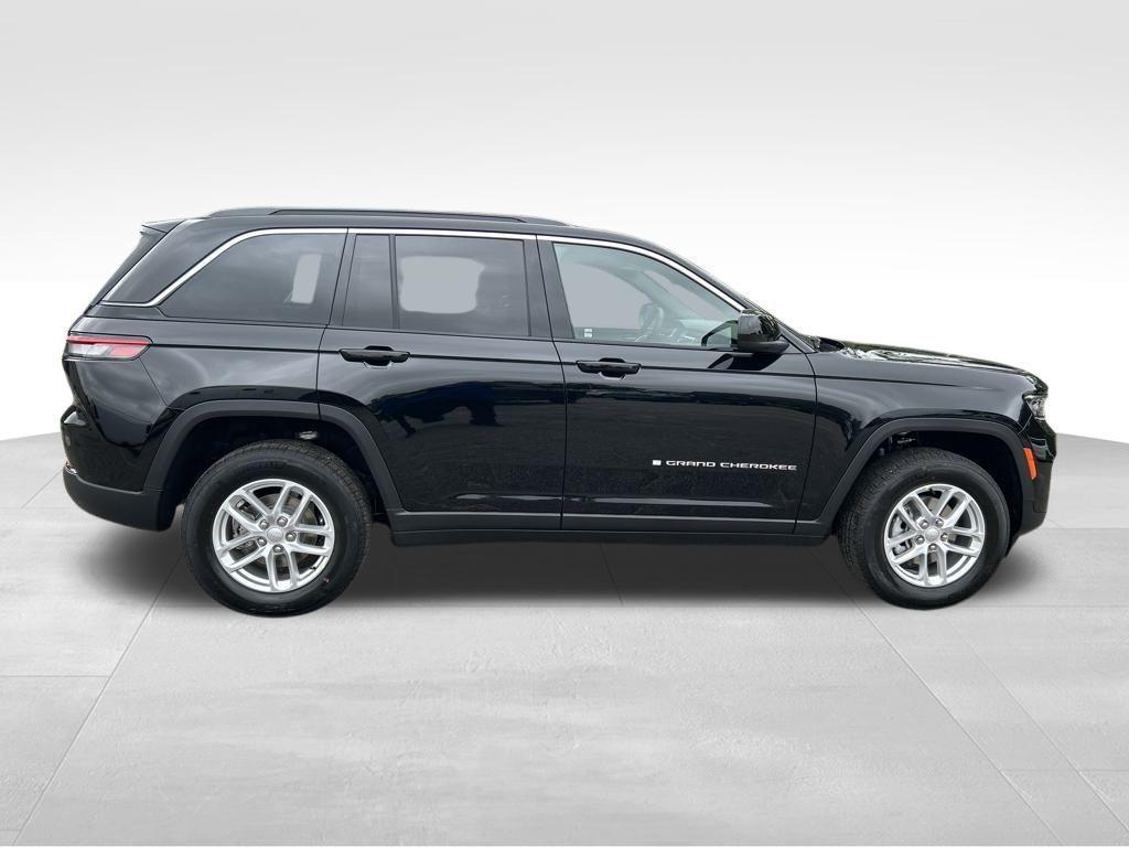 new 2025 Jeep Grand Cherokee car, priced at $39,302