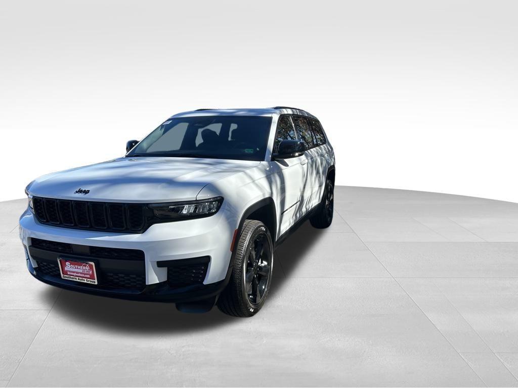 new 2025 Jeep Grand Cherokee L car, priced at $43,198
