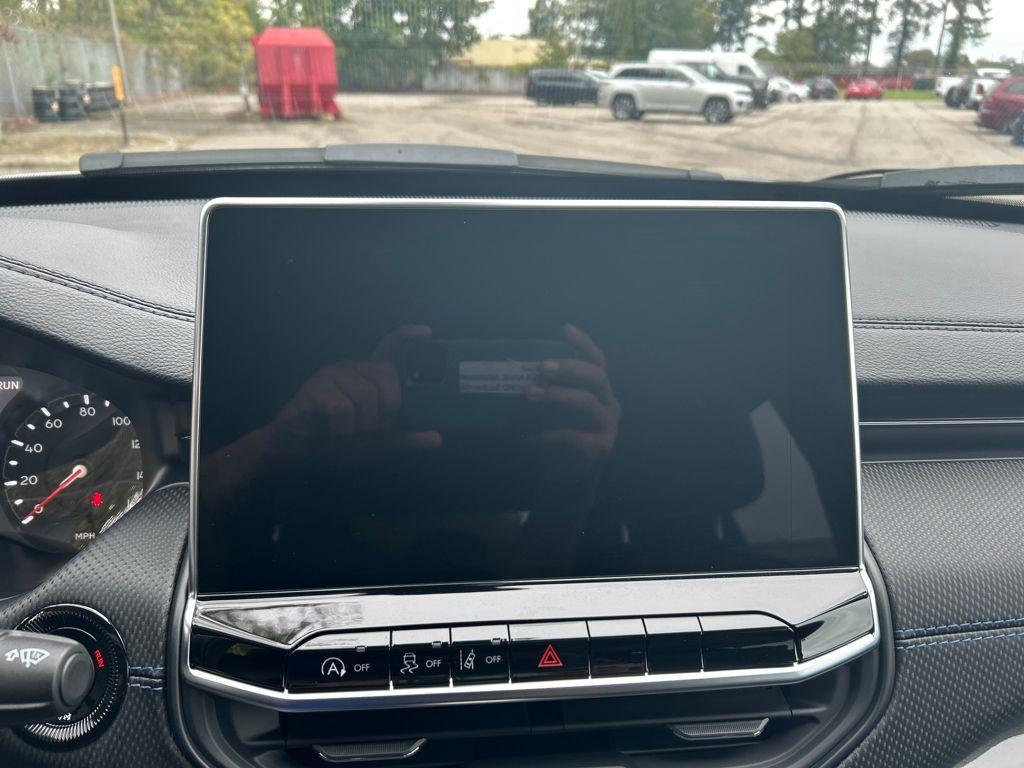 new 2026 Jeep Compass car, priced at $34,424