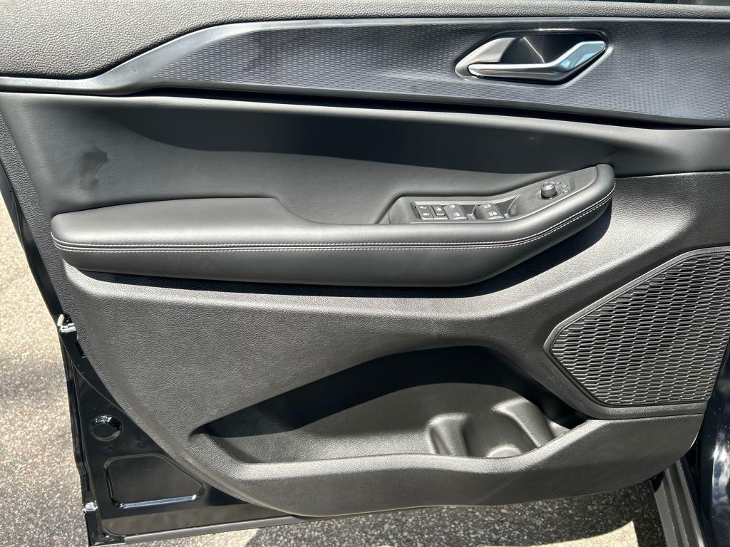 new 2025 Jeep Grand Cherokee car, priced at $36,349