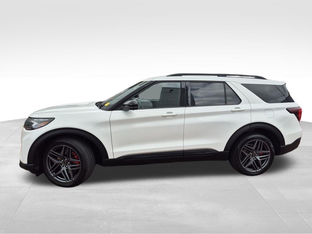 used 2025 Ford Explorer car, priced at $49,490