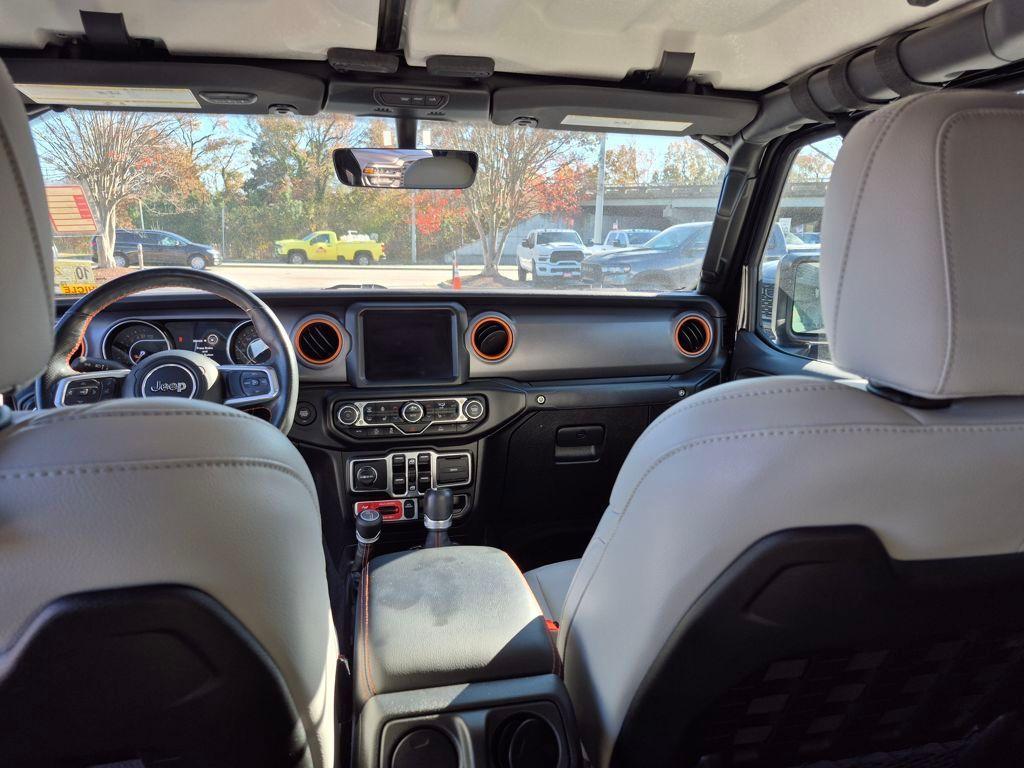 new 2025 Jeep Gladiator car, priced at $47,884