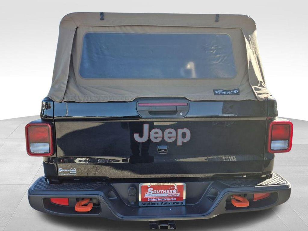new 2025 Jeep Gladiator car, priced at $47,884