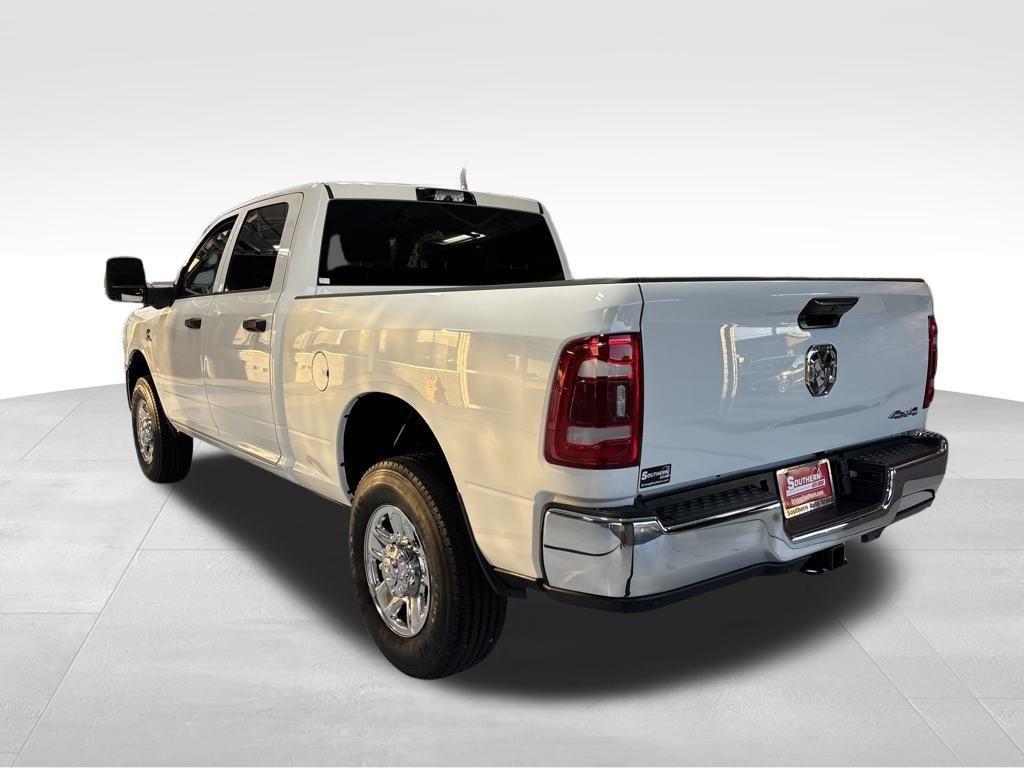 new 2024 Ram 3500 car, priced at $54,643