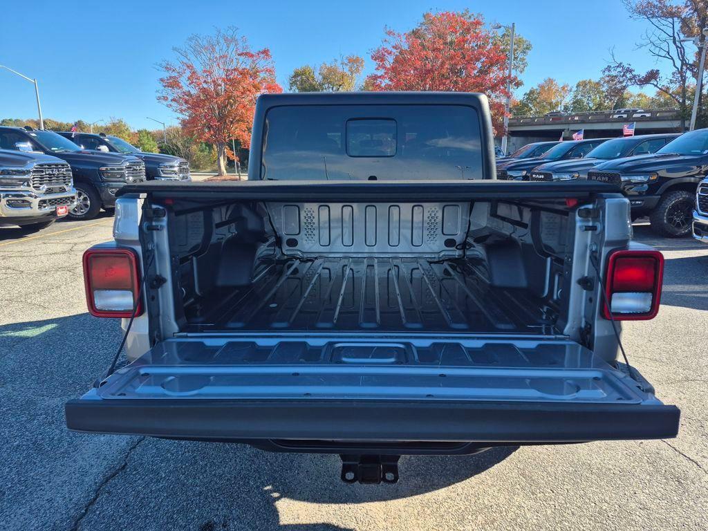 used 2021 Jeep Gladiator car, priced at $31,787