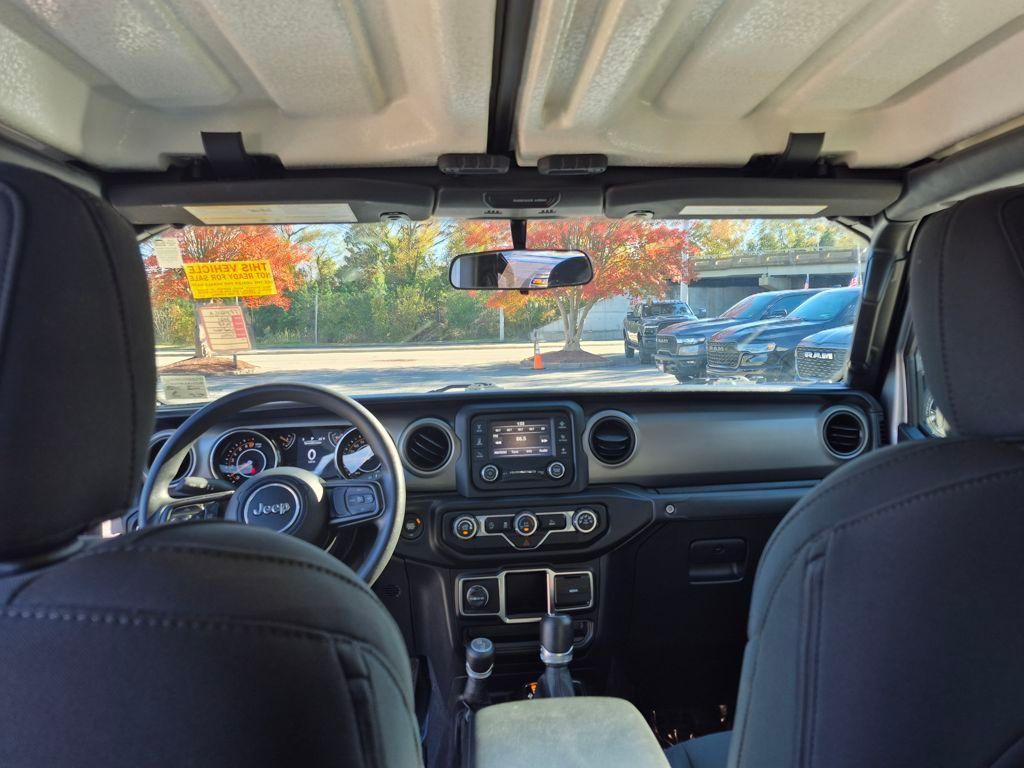 used 2021 Jeep Gladiator car, priced at $31,787