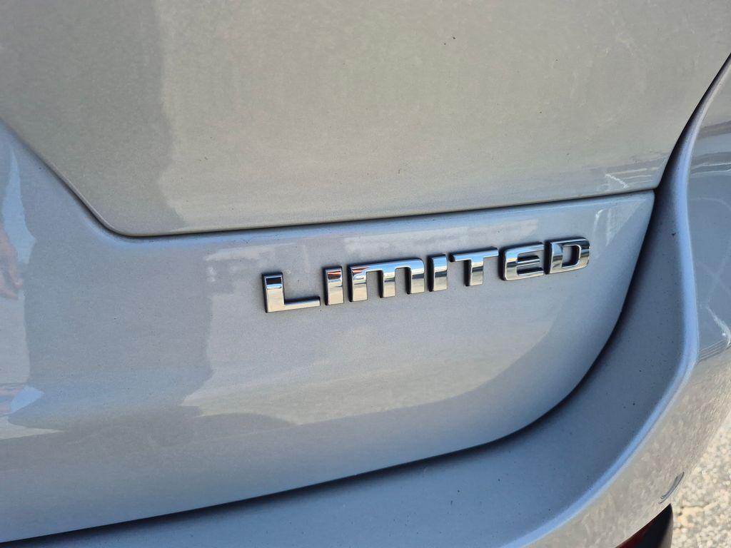 used 2021 Jeep Grand Cherokee L car, priced at $32,967