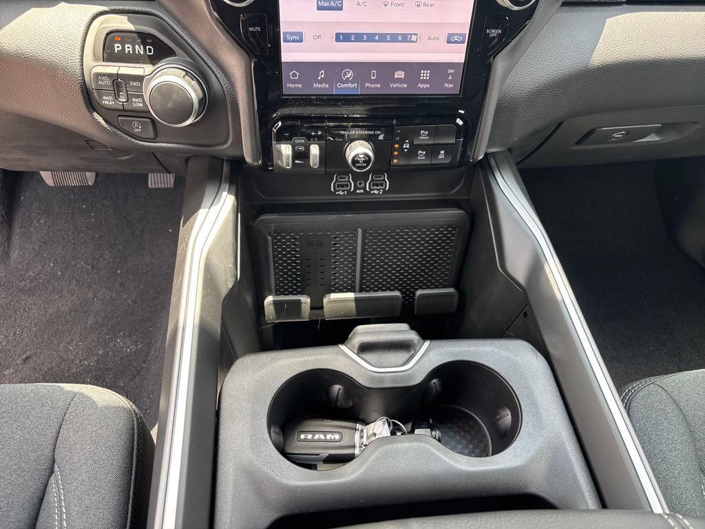 new 2025 Ram 1500 car, priced at $55,587