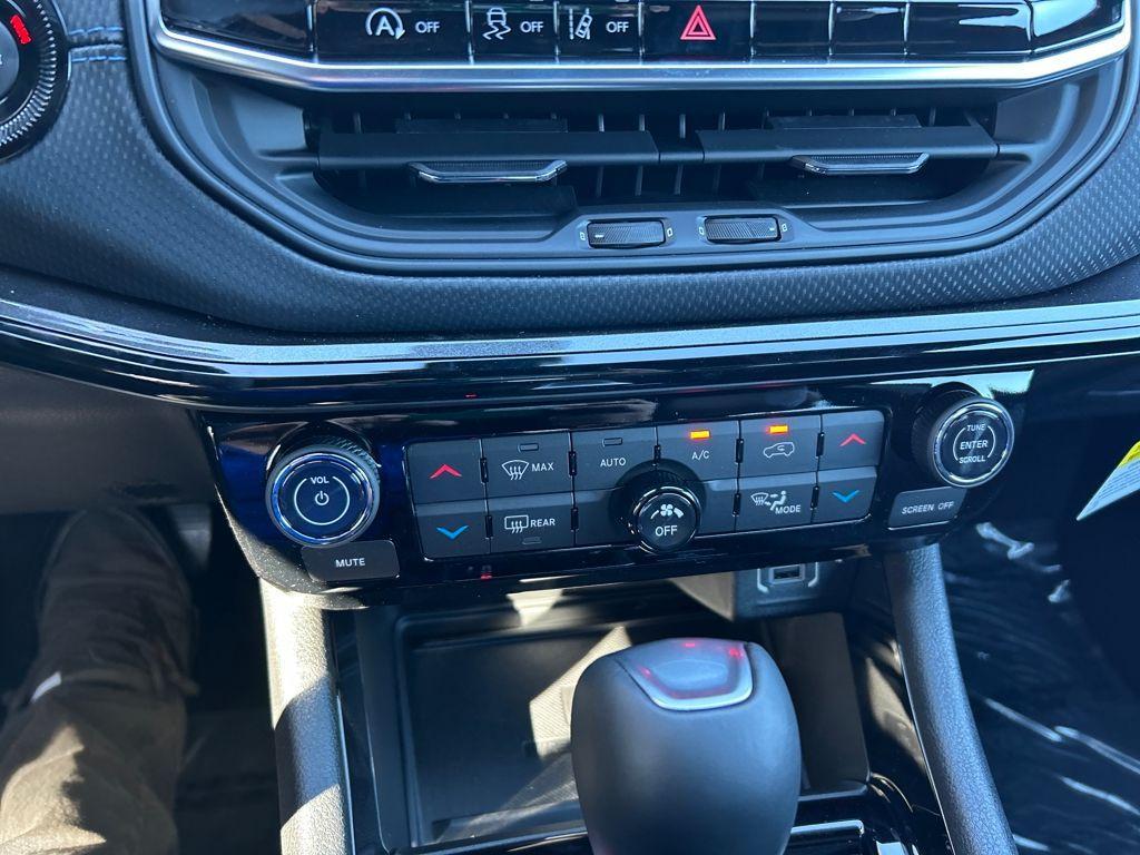 new 2026 Jeep Compass car, priced at $30,354