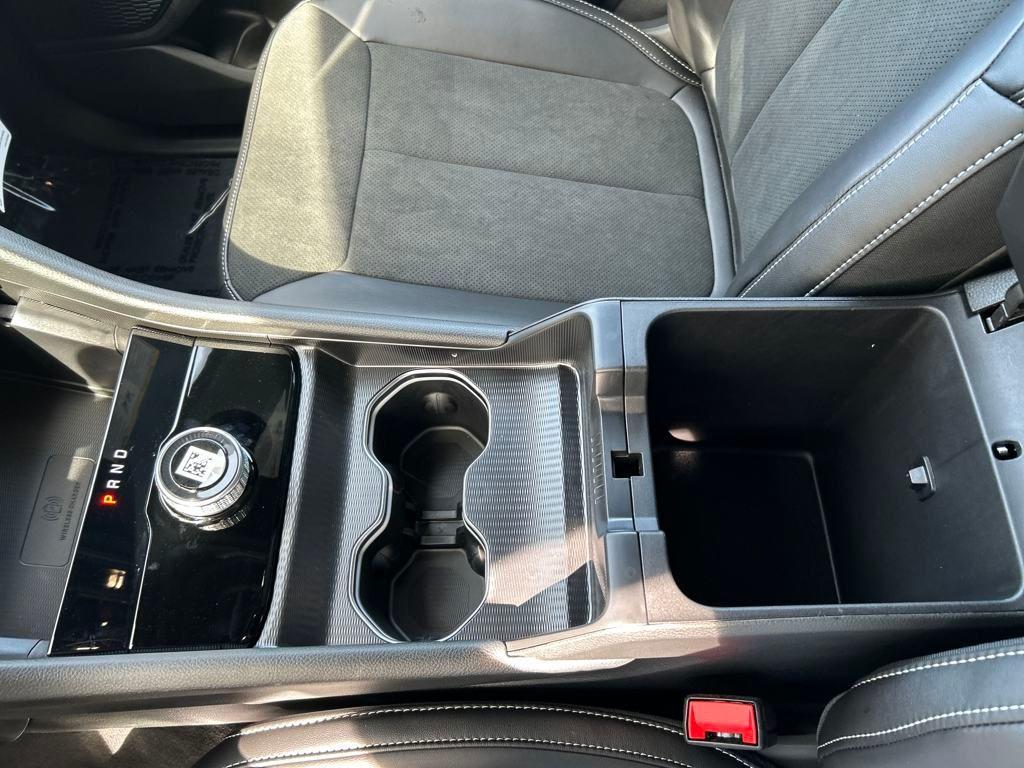 new 2025 Jeep Grand Cherokee car, priced at $37,740