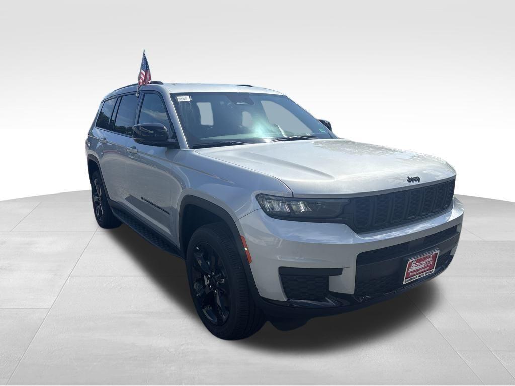 new 2025 Jeep Grand Cherokee L car, priced at $42,160