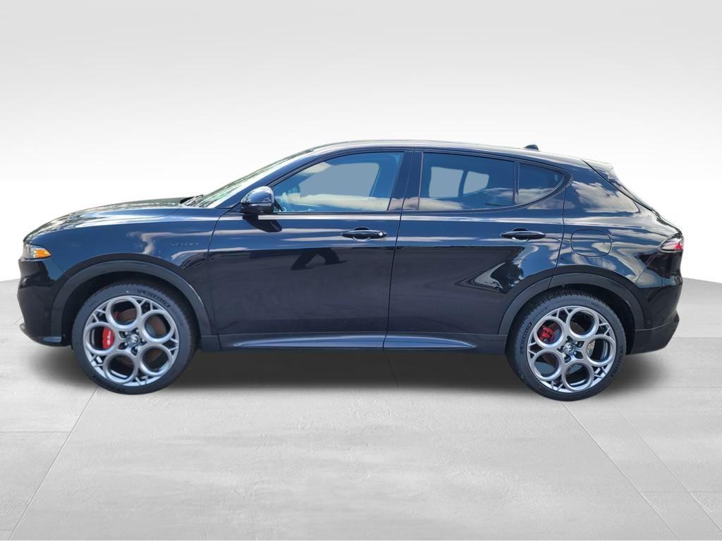 new 2024 Alfa Romeo Tonale car, priced at $37,586