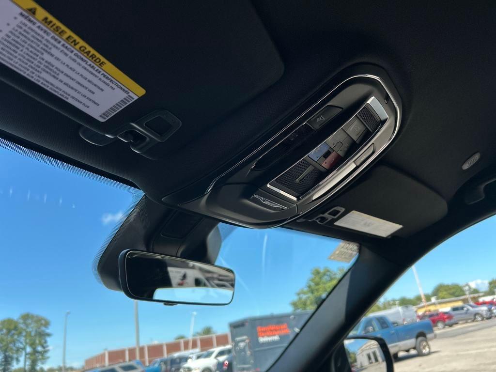 new 2025 Jeep Grand Cherokee car, priced at $37,335