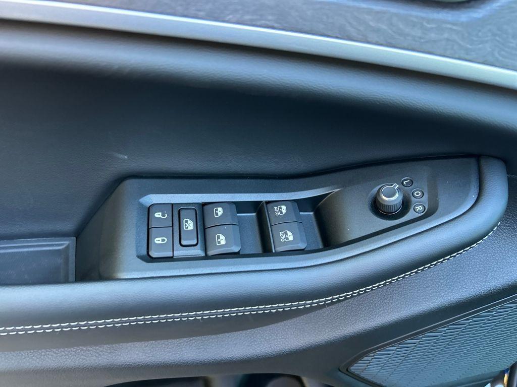 new 2025 Jeep Grand Cherokee L car, priced at $51,555