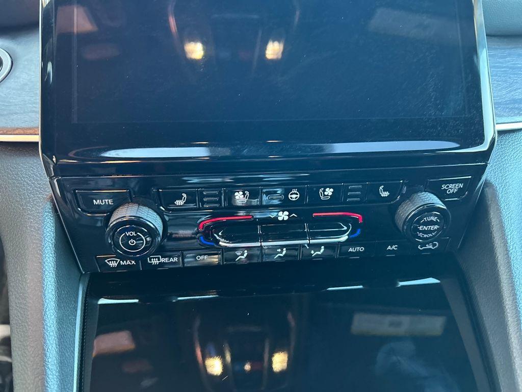 new 2025 Jeep Grand Cherokee L car, priced at $51,555