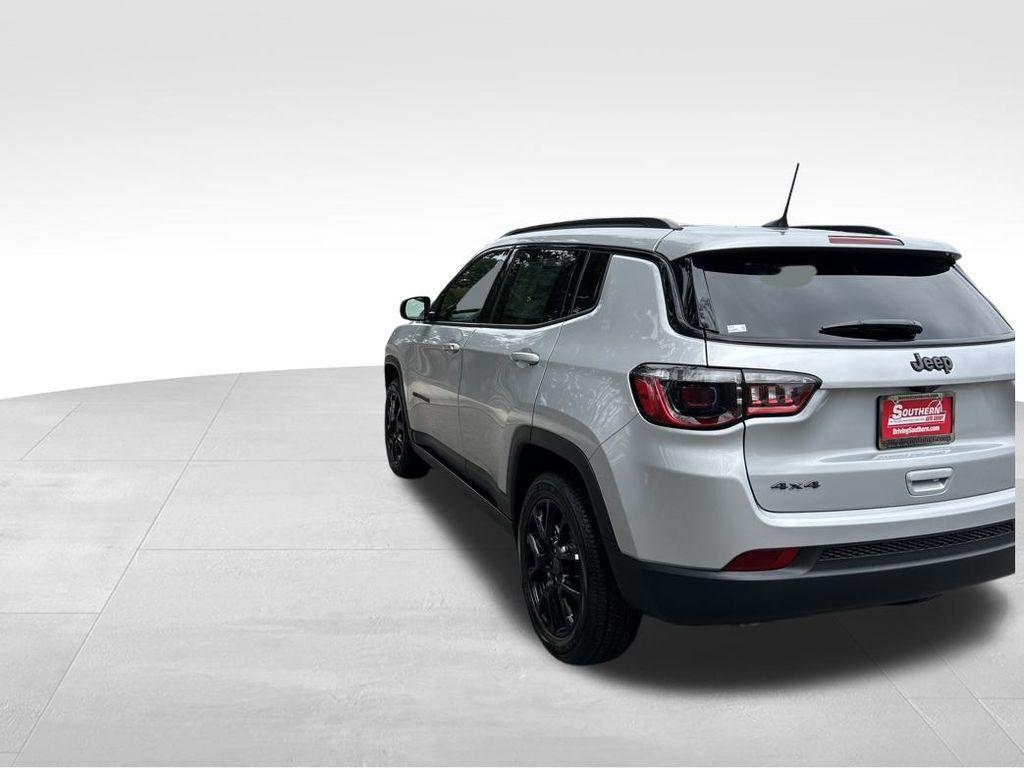 new 2026 Jeep Compass car, priced at $34,027