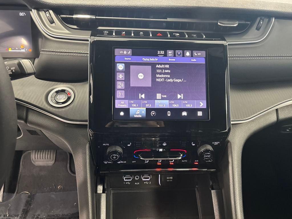 new 2025 Jeep Grand Cherokee car, priced at $37,656