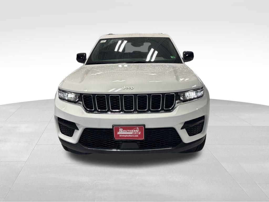 new 2025 Jeep Grand Cherokee car, priced at $37,656