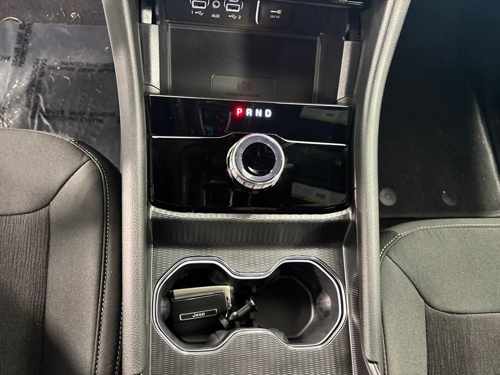 new 2025 Jeep Grand Cherokee car, priced at $34,831