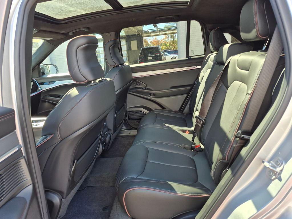 used 2025 Jeep Wagoneer S car, priced at $54,996