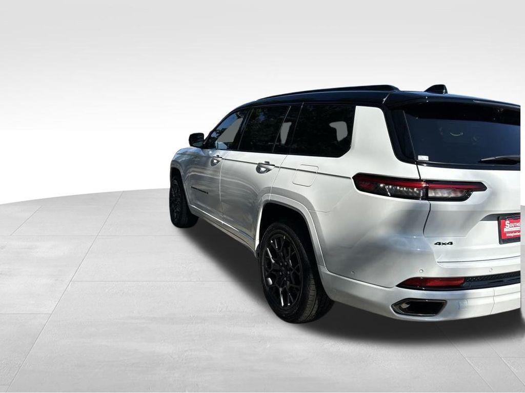 new 2025 Jeep Grand Cherokee L car, priced at $64,928