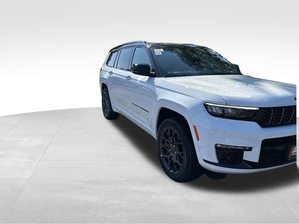 new 2025 Jeep Grand Cherokee L car, priced at $64,928