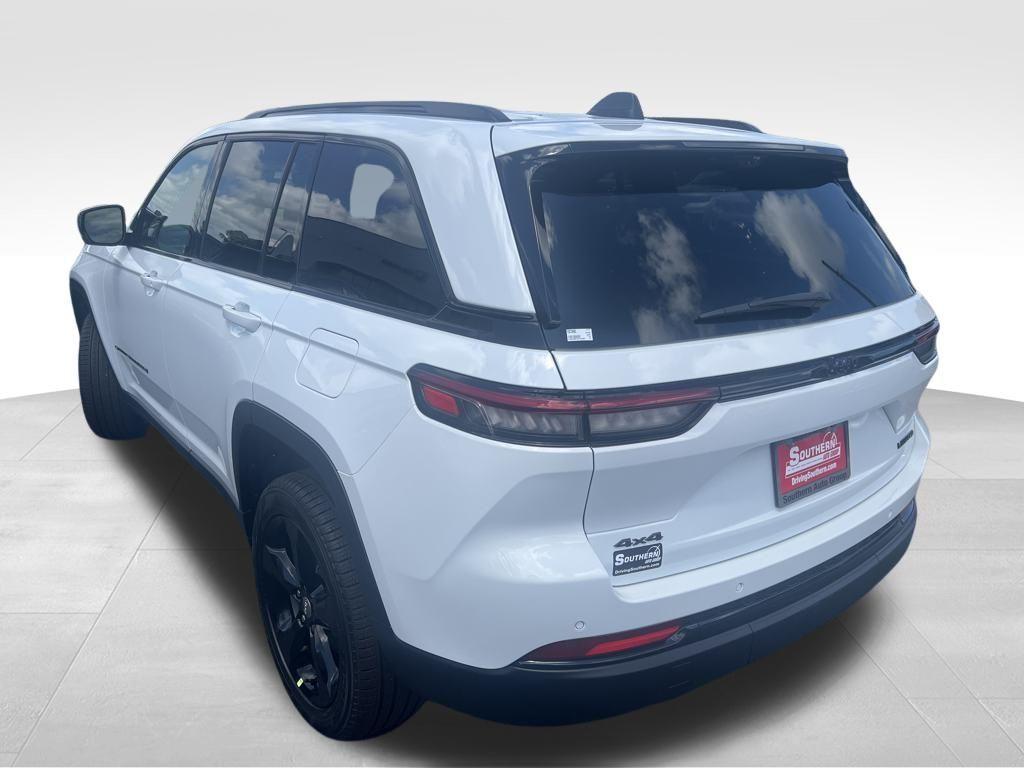 new 2025 Jeep Grand Cherokee car, priced at $49,325