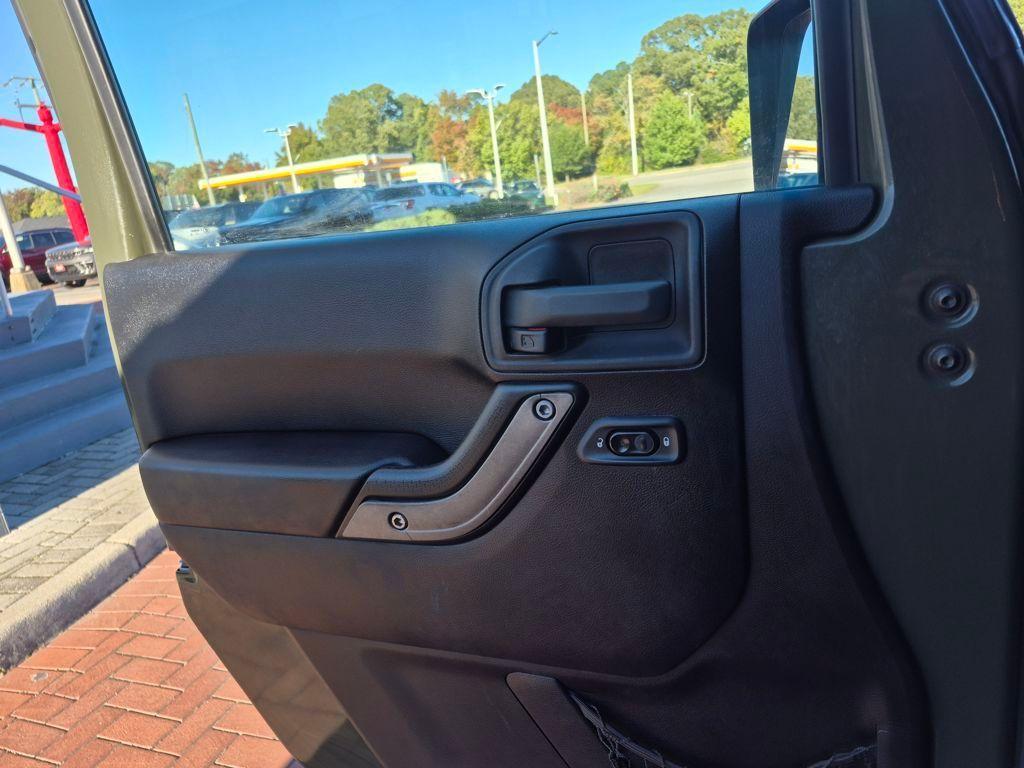 used 2015 Jeep Wrangler Unlimited car, priced at $17,965