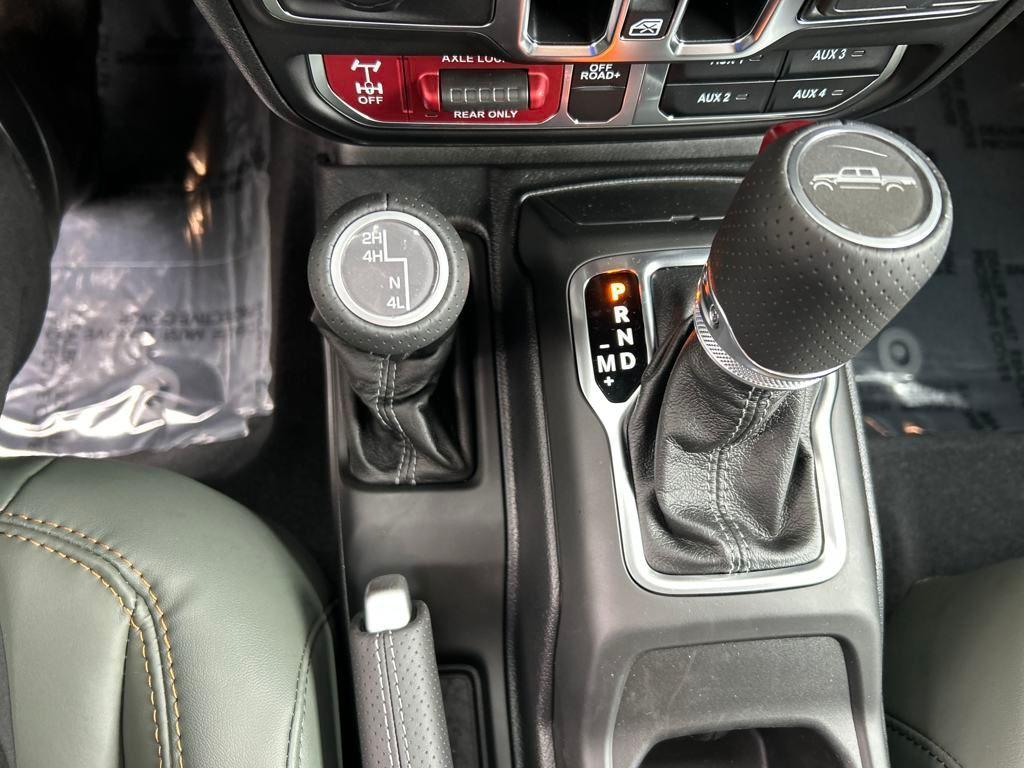 new 2025 Jeep Gladiator car, priced at $54,958