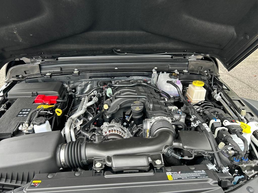 new 2025 Jeep Gladiator car, priced at $54,958