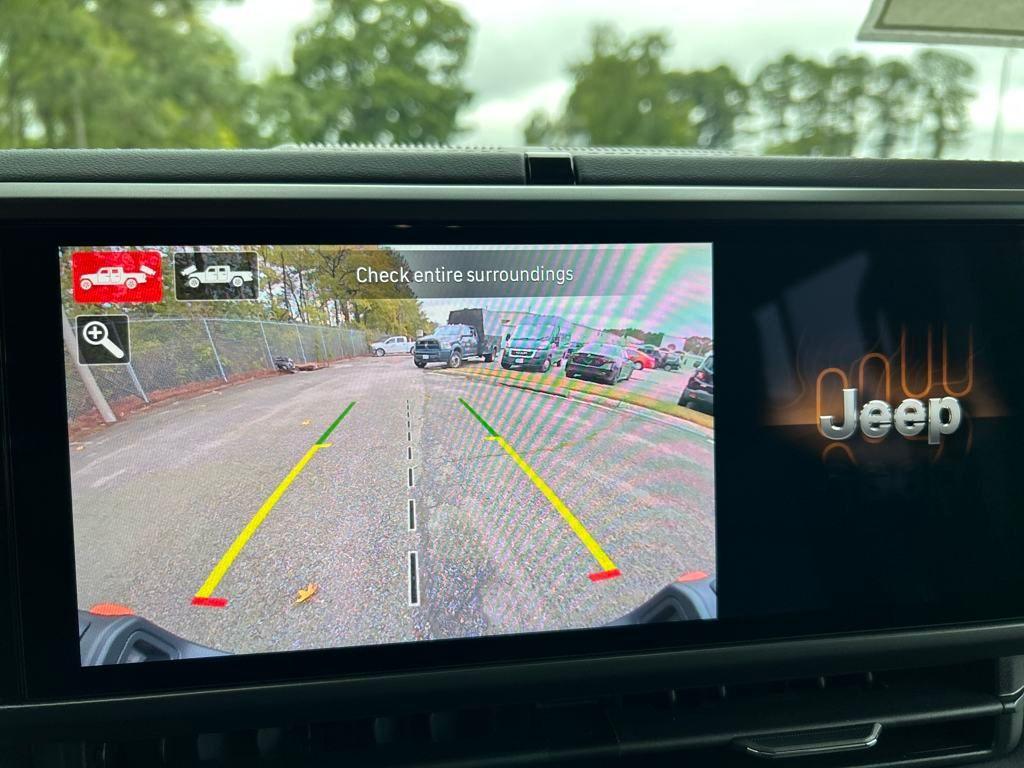 new 2025 Jeep Gladiator car, priced at $54,958