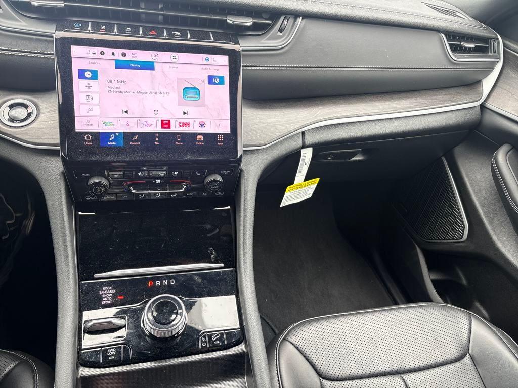 new 2024 Jeep Grand Cherokee 4xe car, priced at $50,420