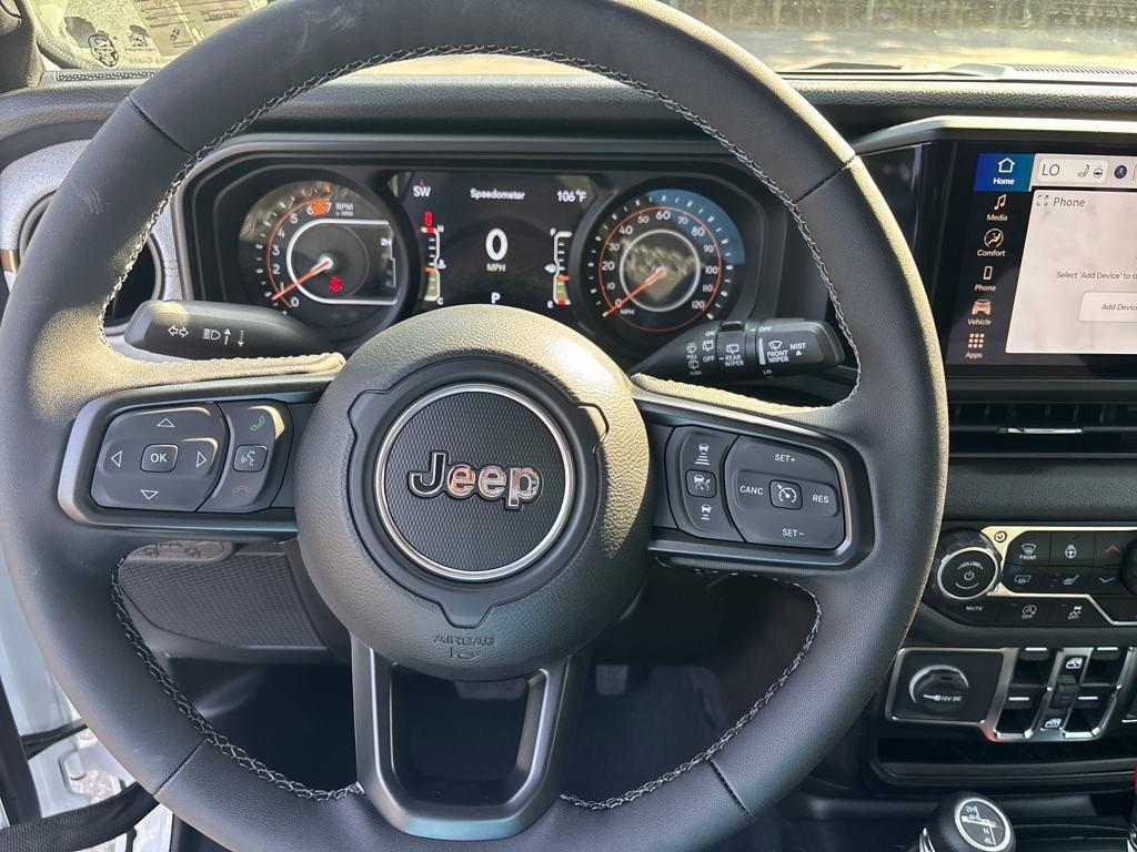 new 2025 Jeep Wrangler car, priced at $46,436