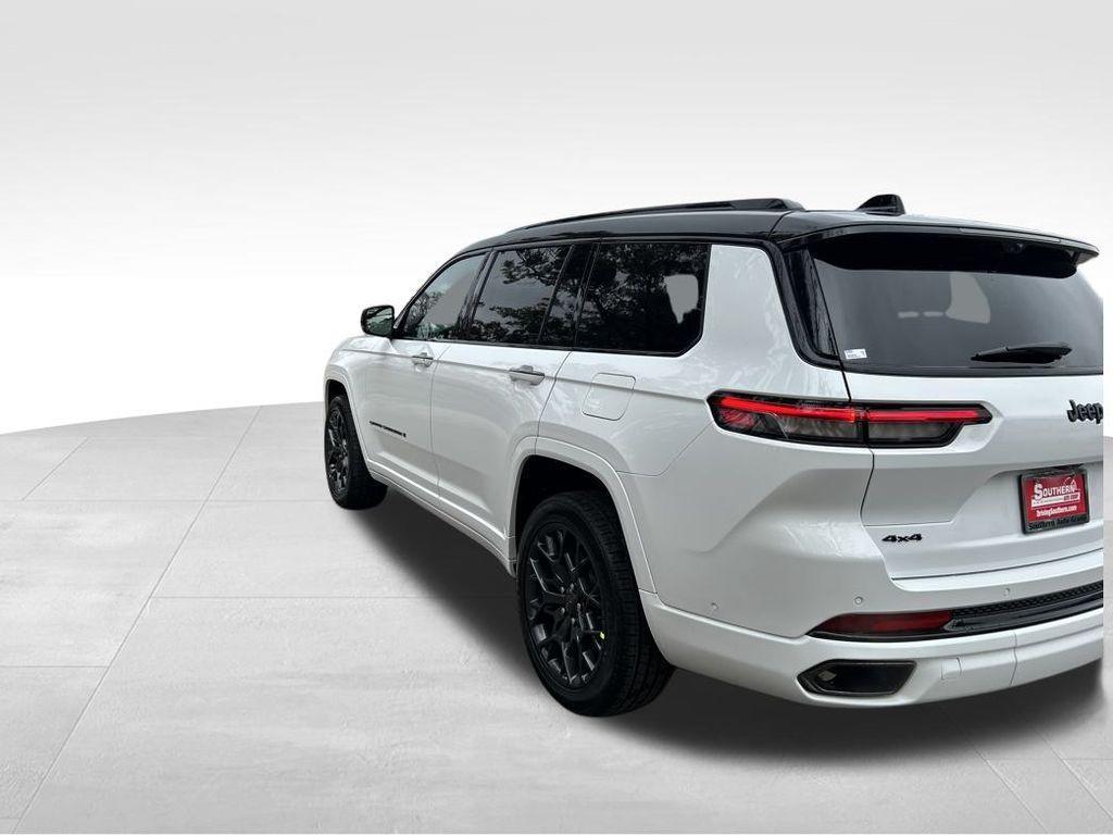 new 2025 Jeep Grand Cherokee L car, priced at $67,925