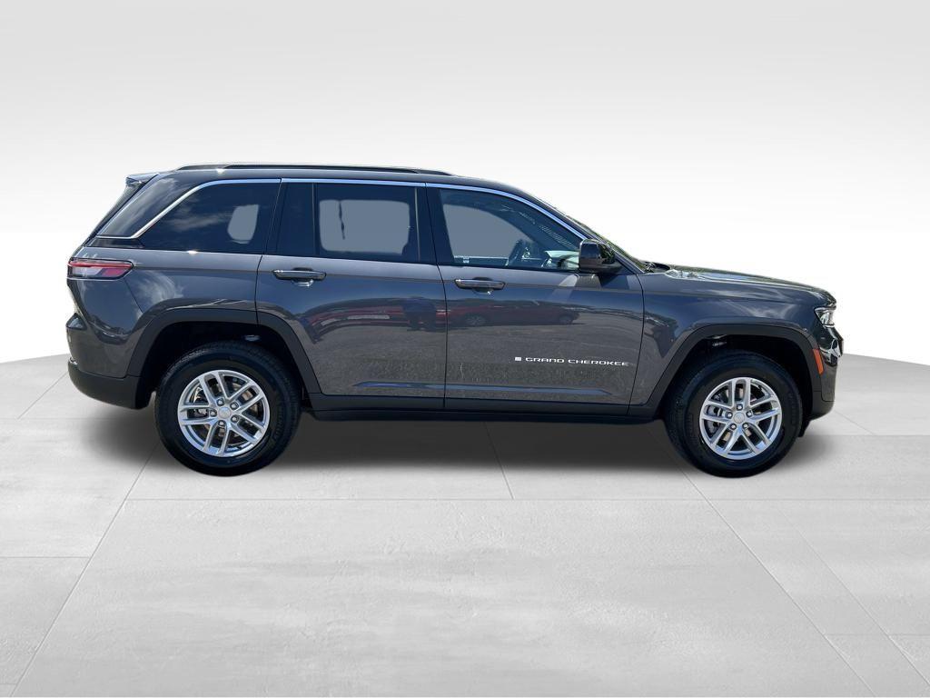 new 2025 Jeep Grand Cherokee car, priced at $36,705