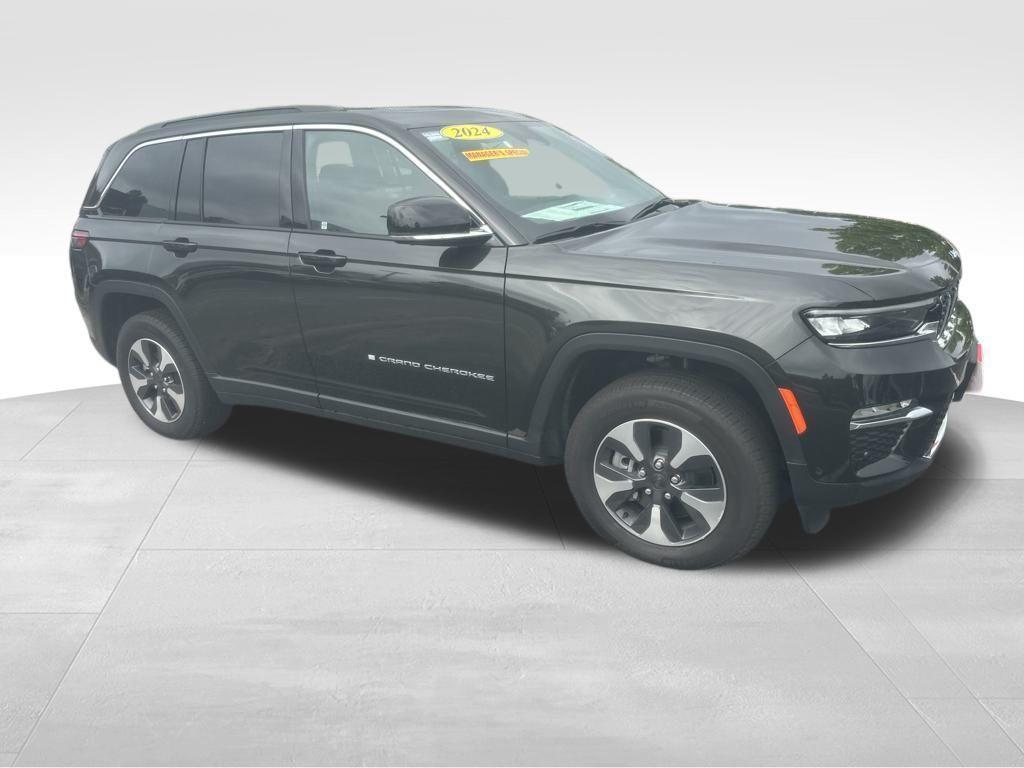 new 2024 Jeep Grand Cherokee 4xe car, priced at $40,946