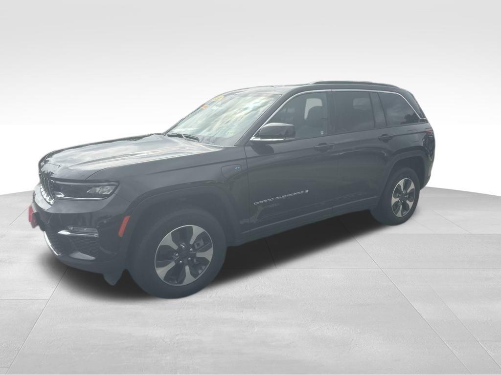 new 2024 Jeep Grand Cherokee 4xe car, priced at $40,946