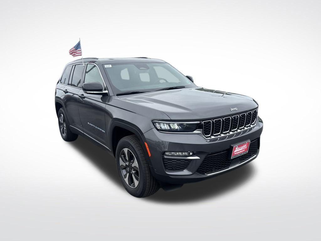 new 2024 Jeep Grand Cherokee 4xe car, priced at $50,420
