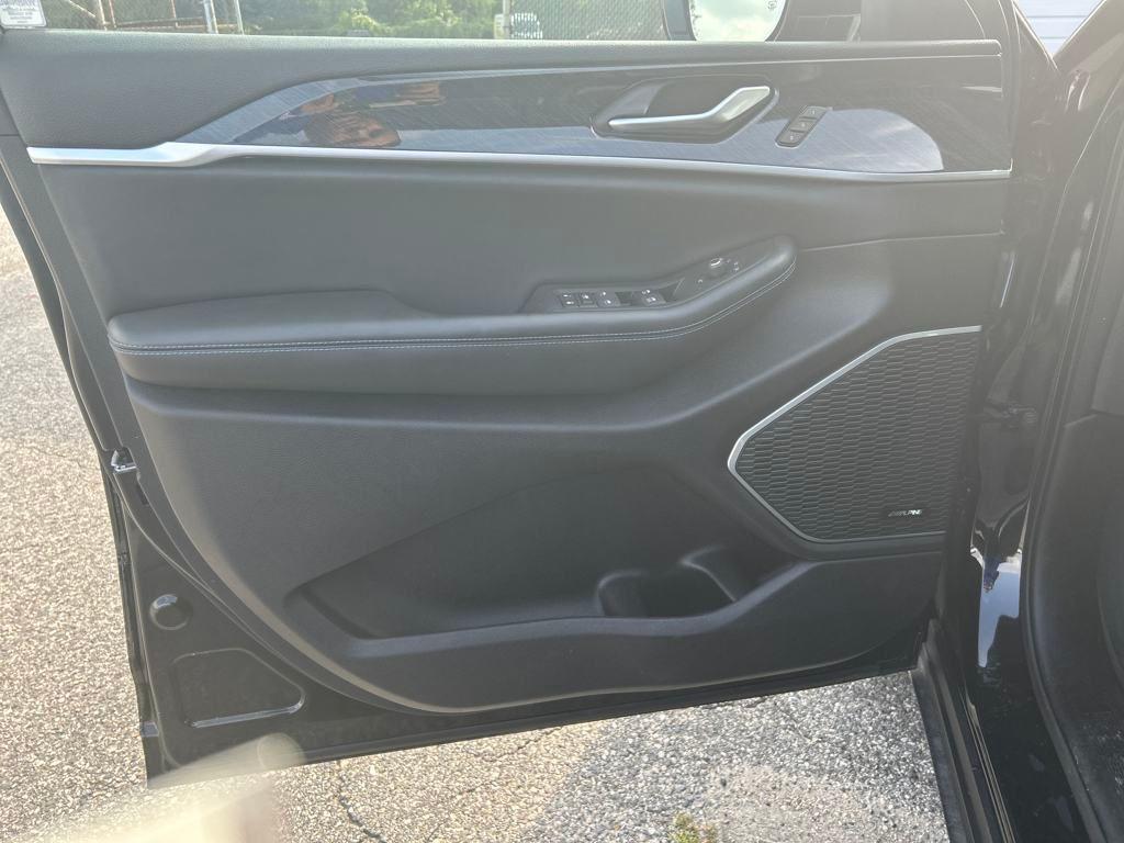new 2024 Jeep Grand Cherokee 4xe car, priced at $43,825